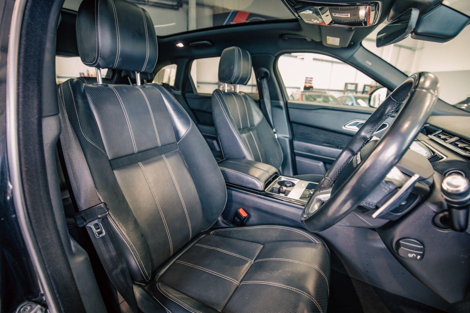 Land Rover Range Rover Velar view 11