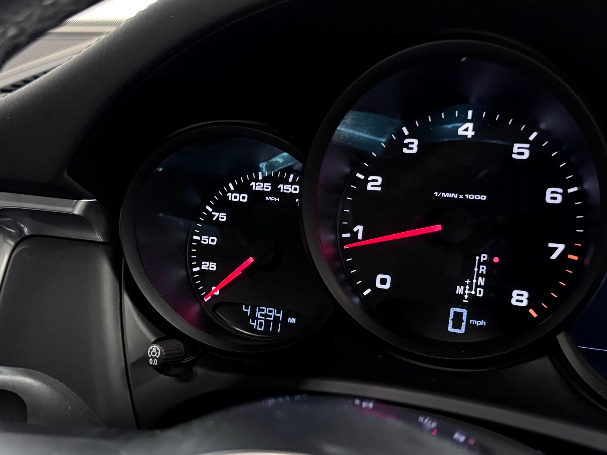 Porsche Macan view 30