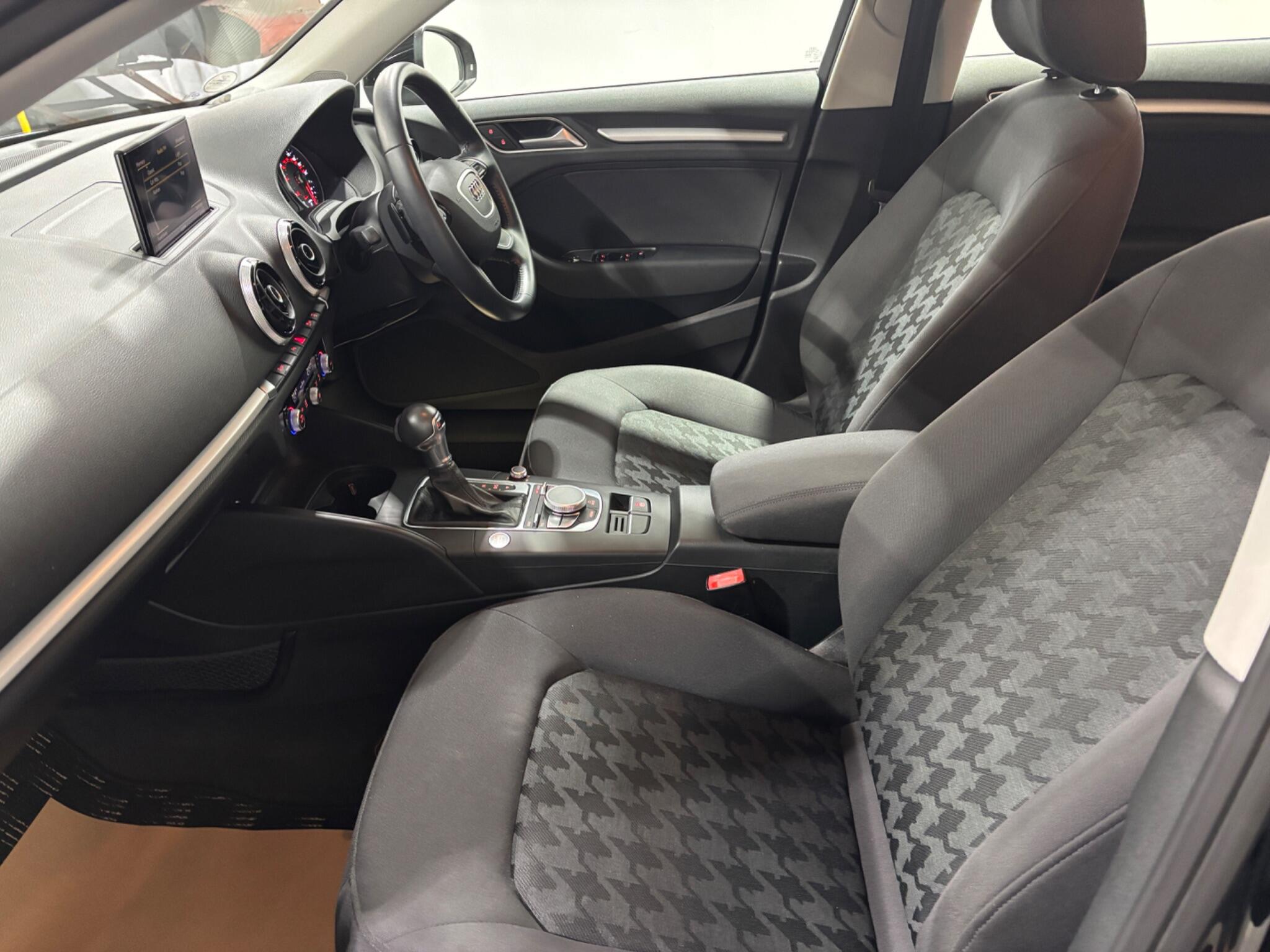 Audi A3 view 16