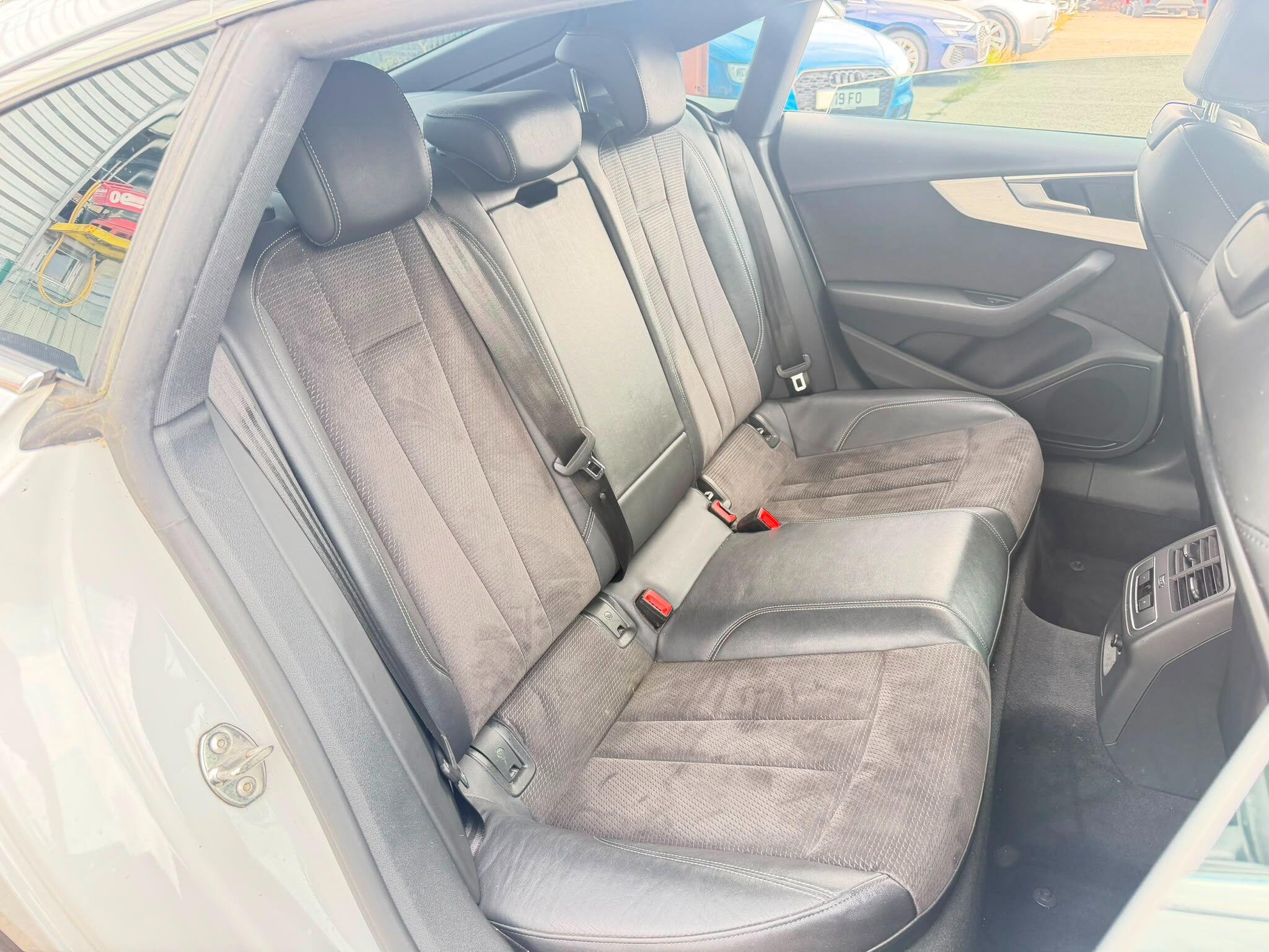 Audi A5 view 13