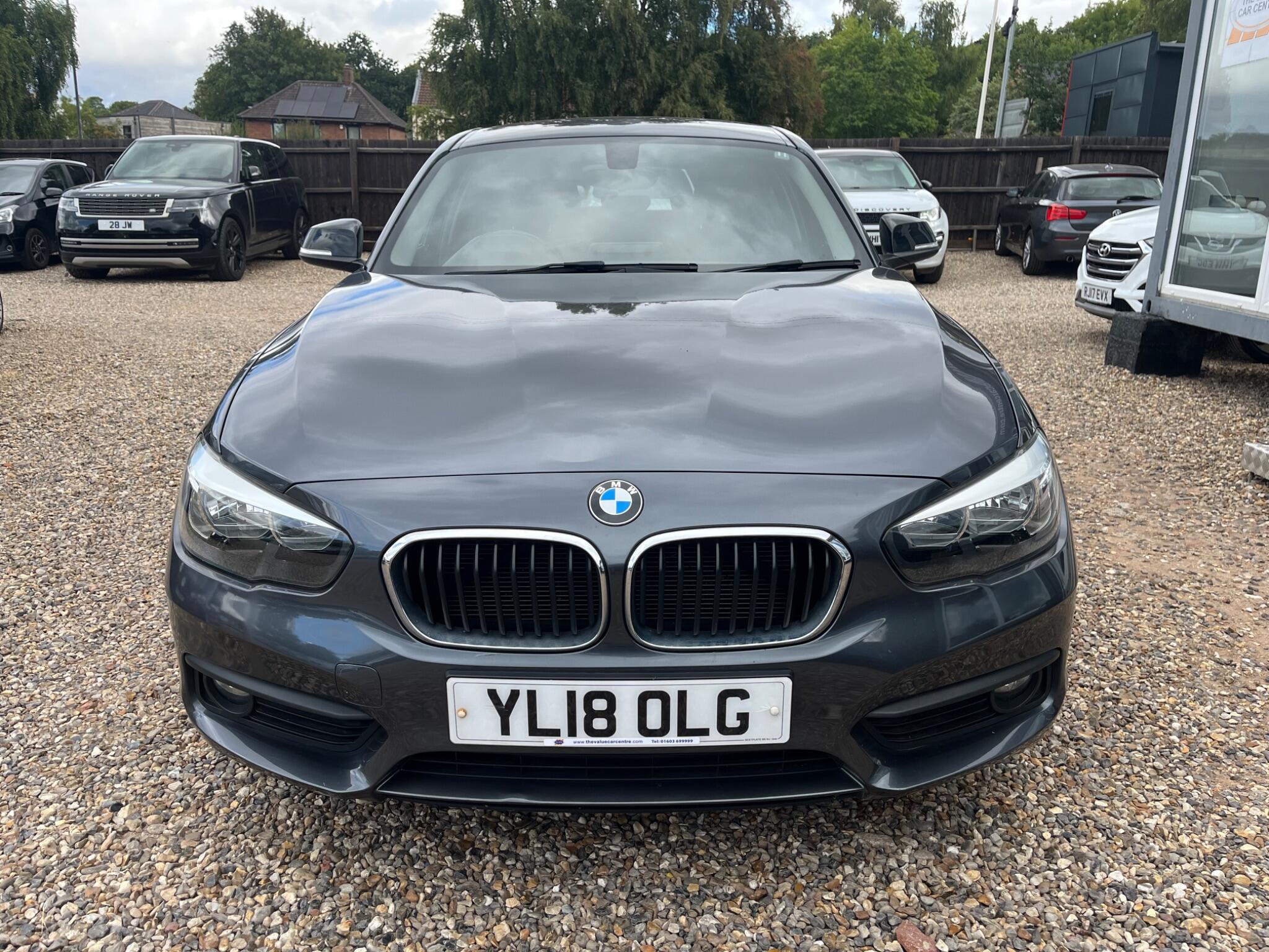 BMW 1 Series view 2