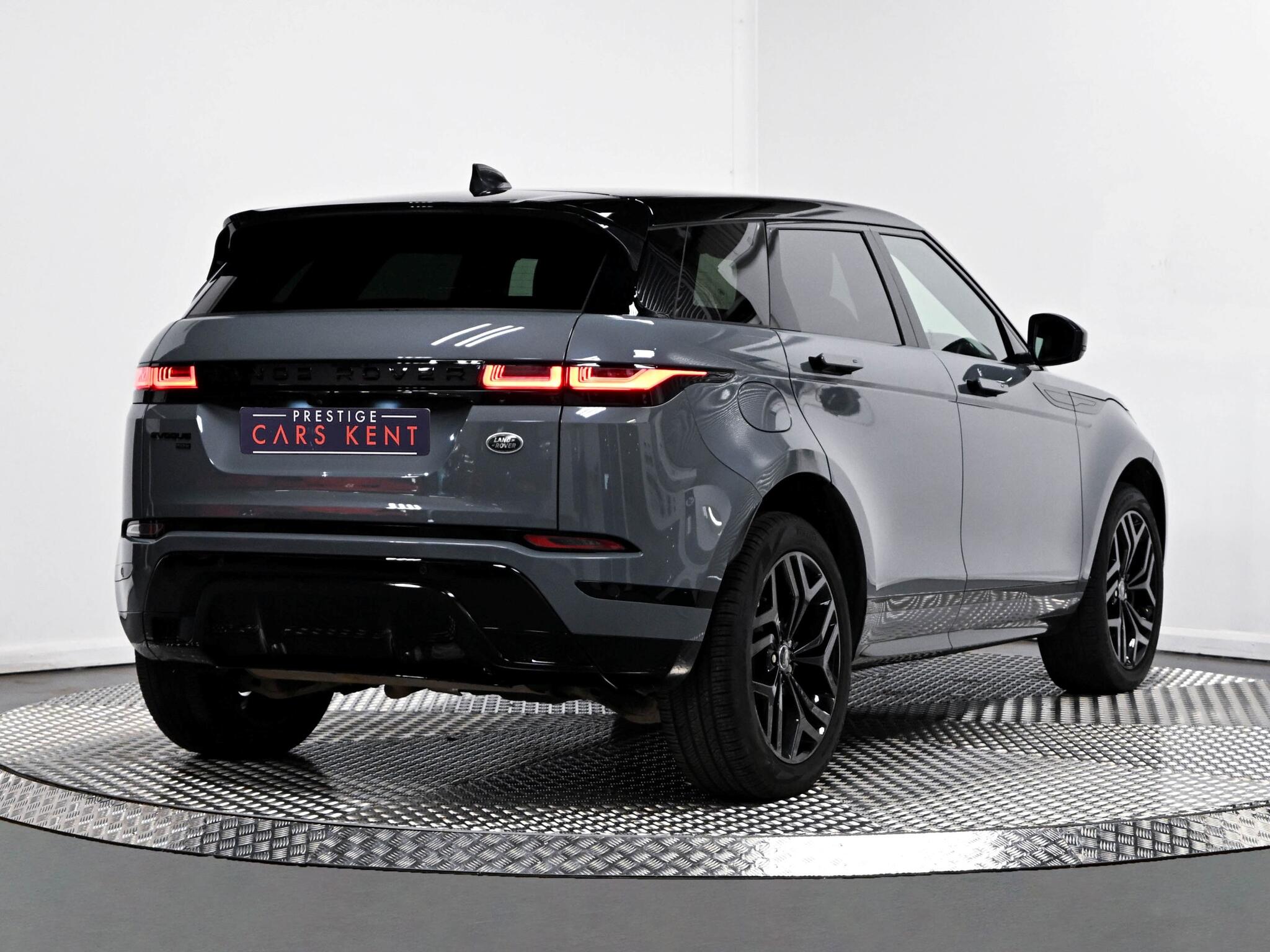 Land Rover Range Rover Evoque view 26
