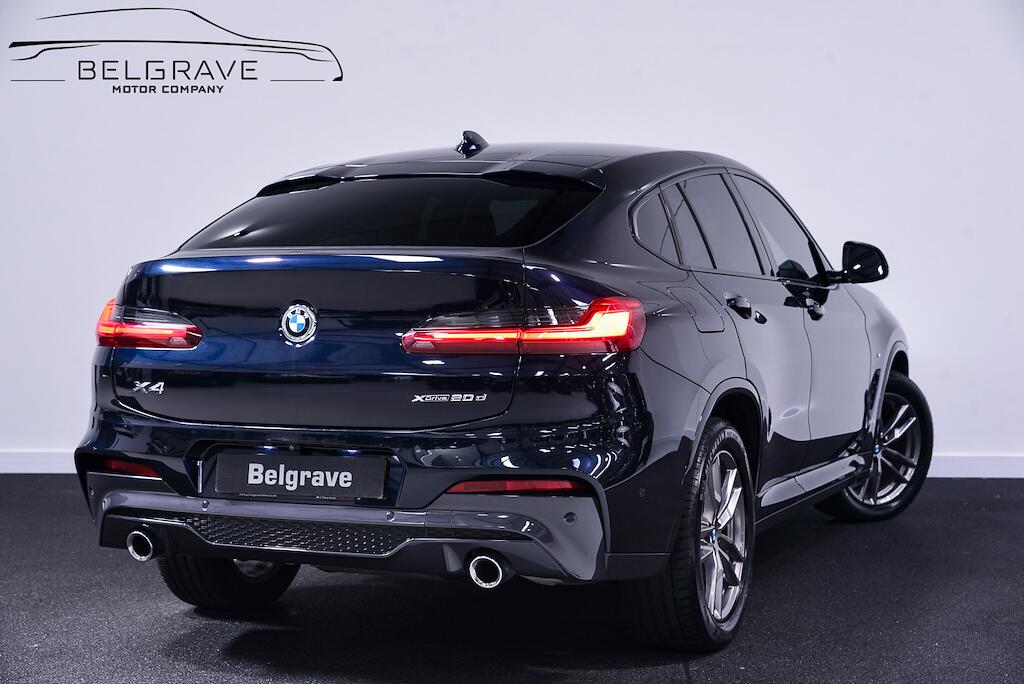 BMW X4 view 3