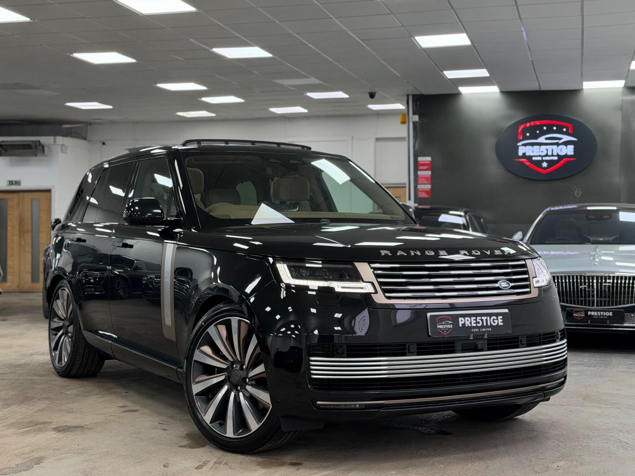Land Rover Range Rover view 4