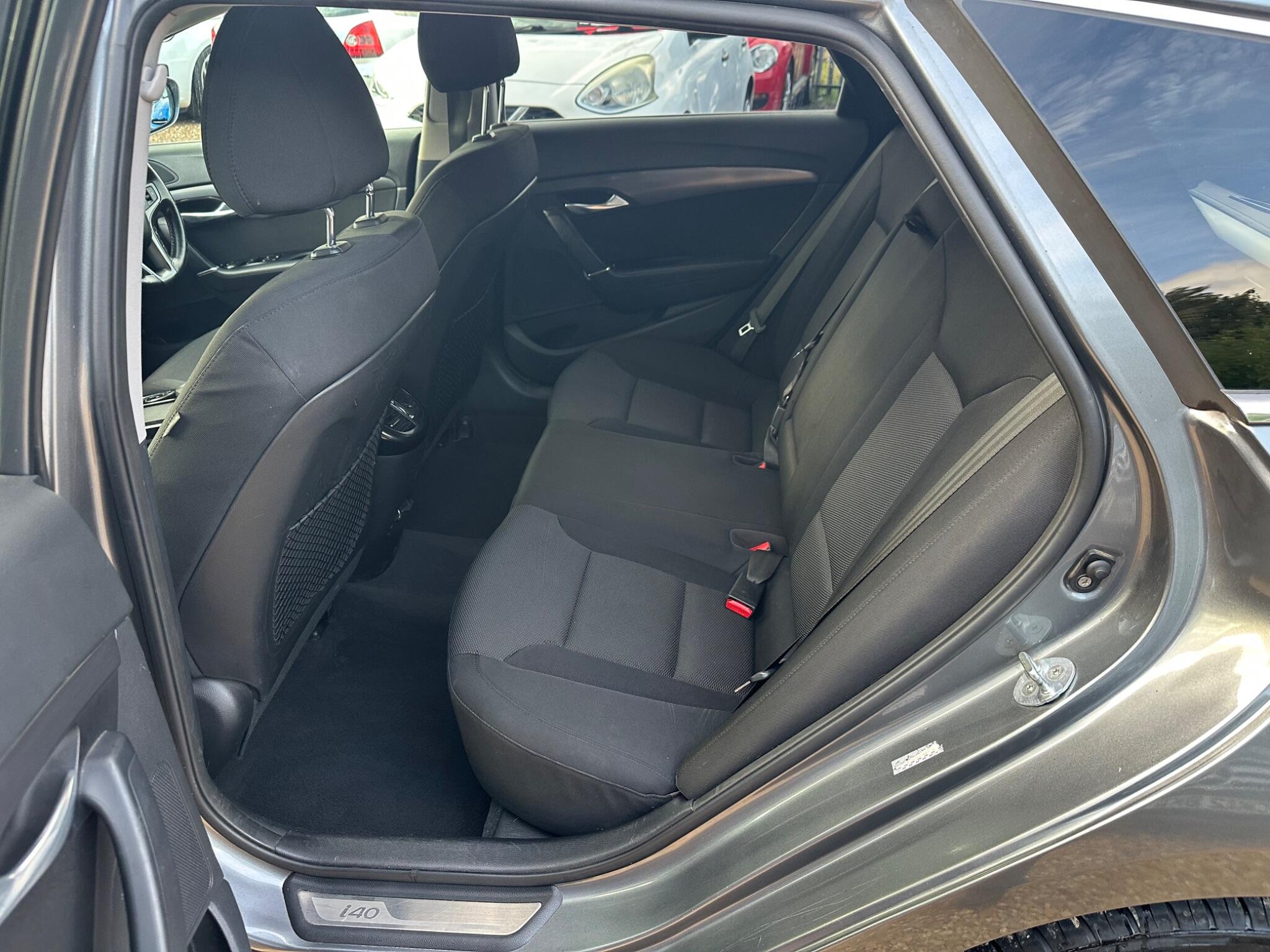 Hyundai I40 view 28