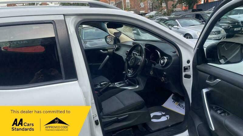 2019 Mercedes-Benz X Class 2.3 CDI Progressive Auto 4MATIC Euro 6 4dr • 72,145 miles image 19