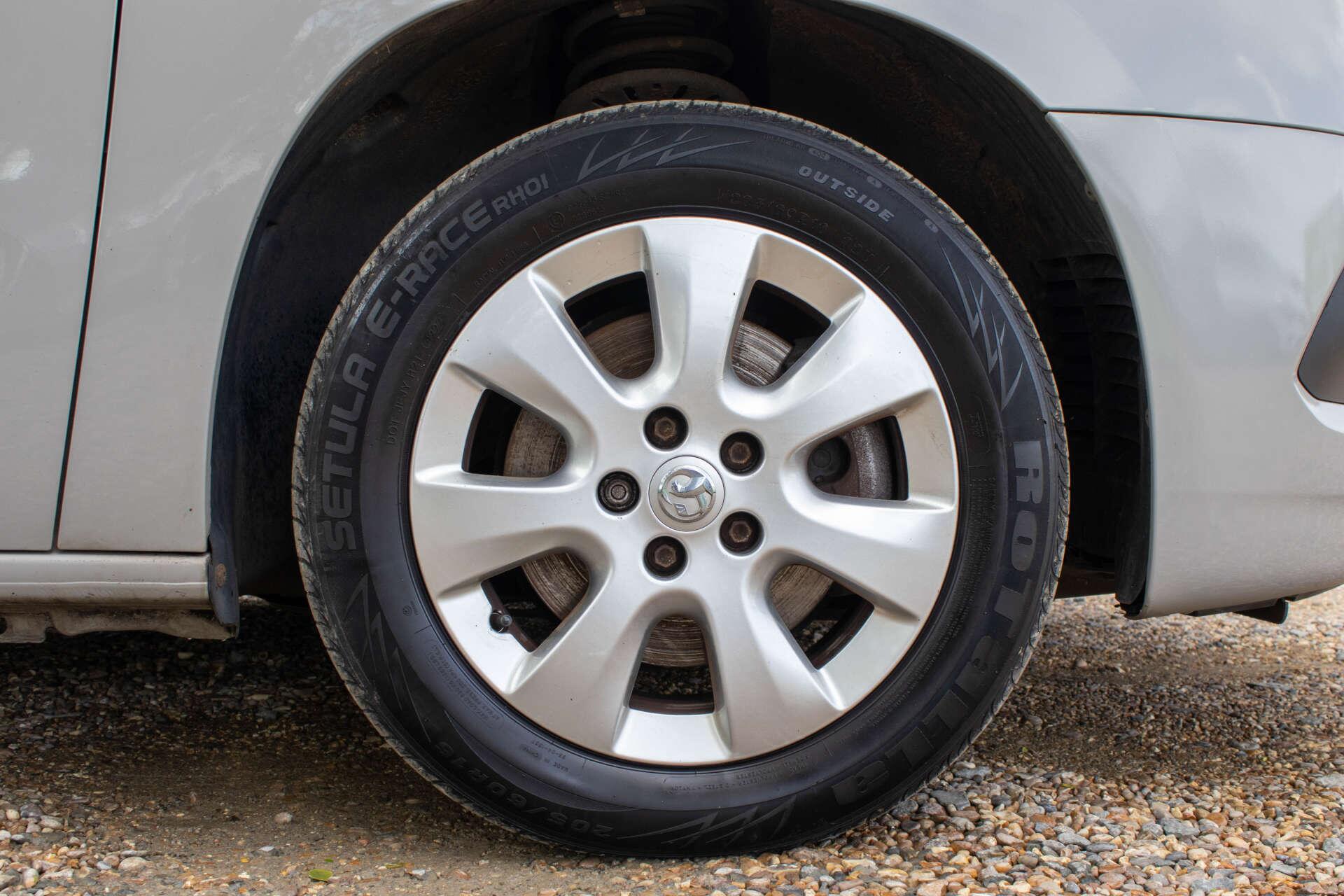 Vauxhall Combo Life view 30