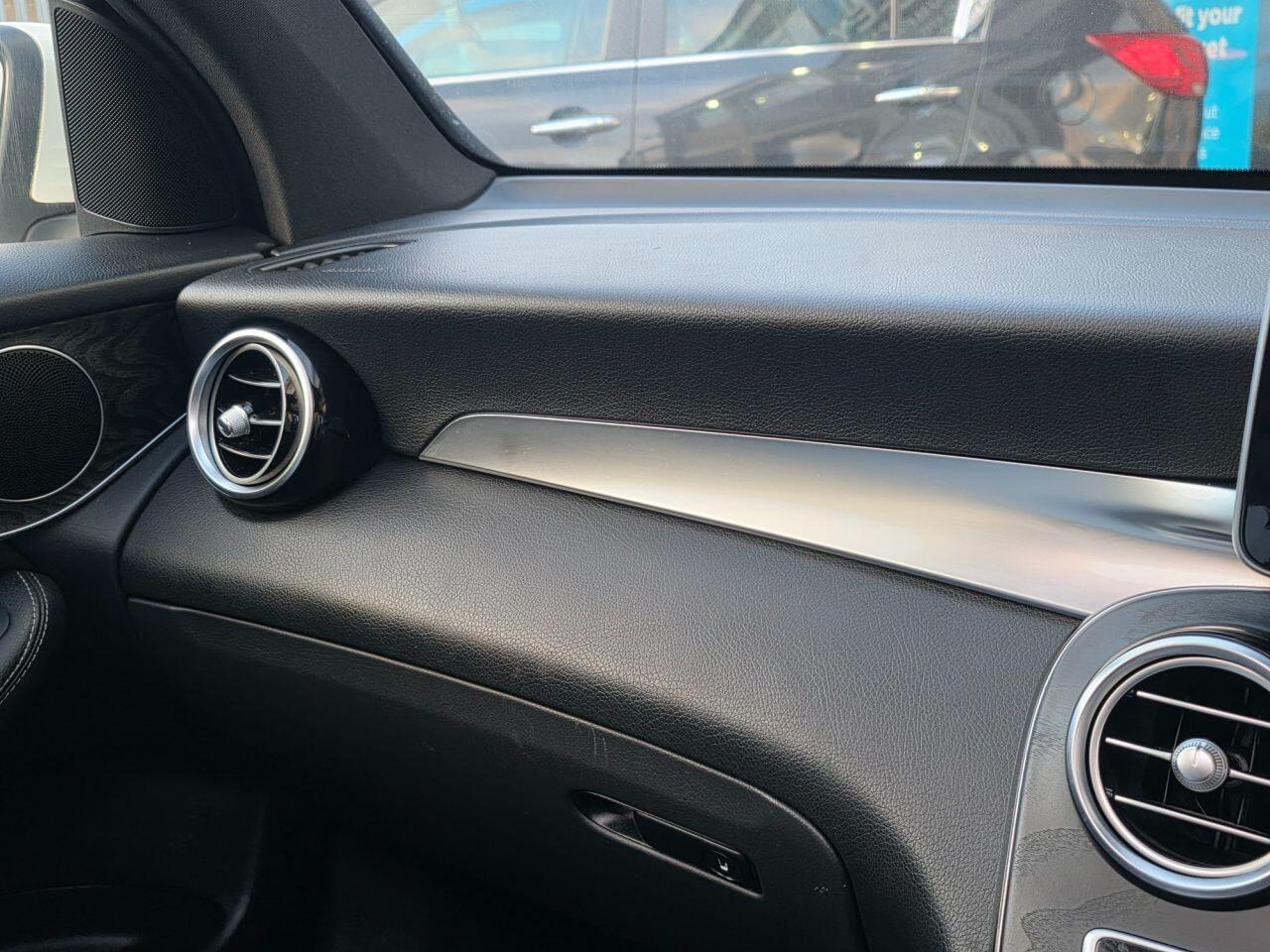 Mercedes-Benz GLC view 63