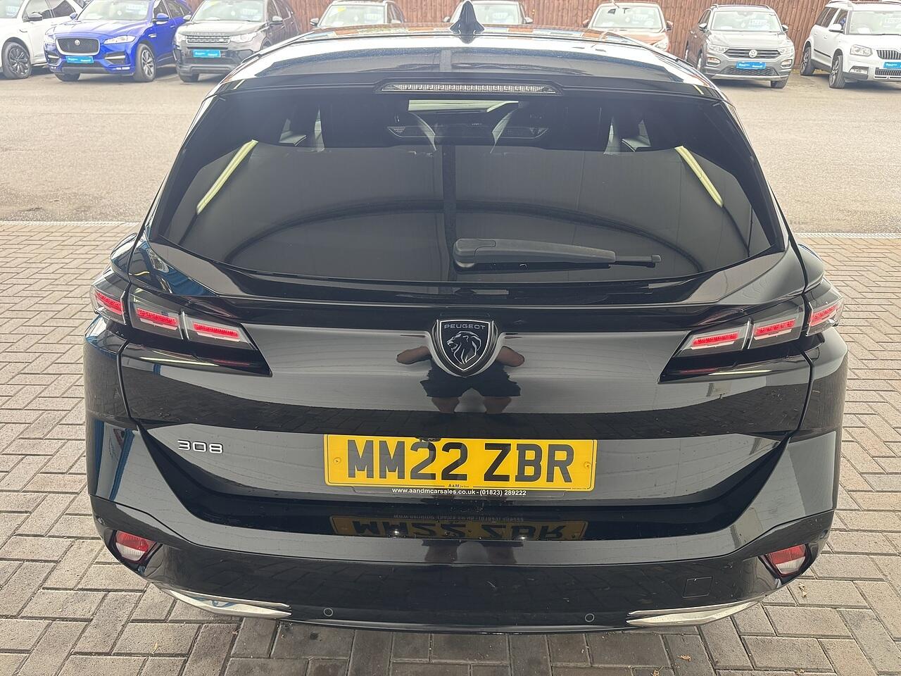 Peugeot 308 SW view 4
