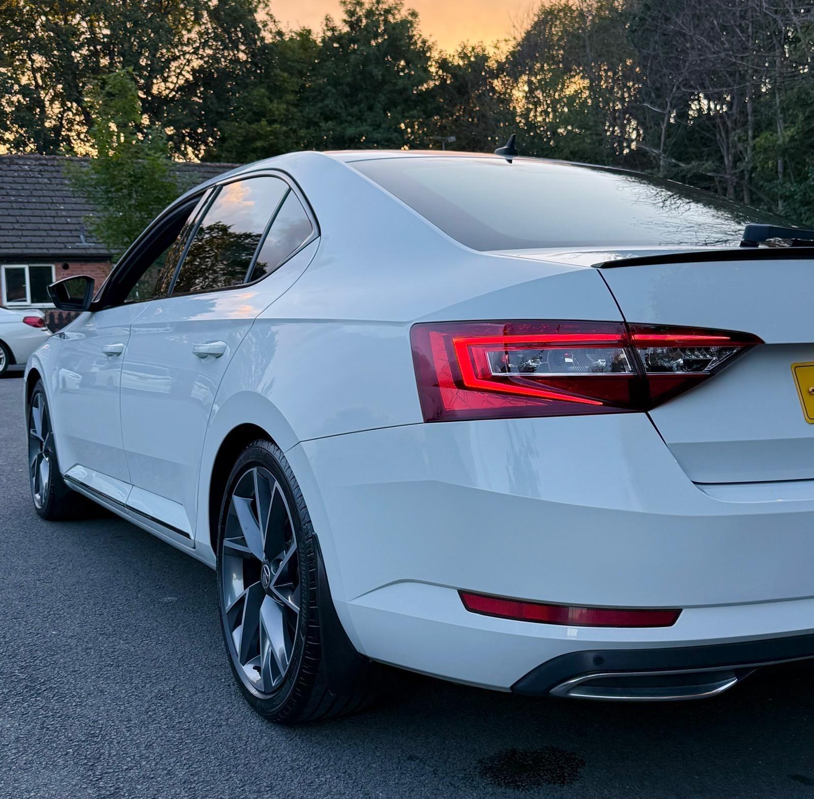 Skoda Superb view 50