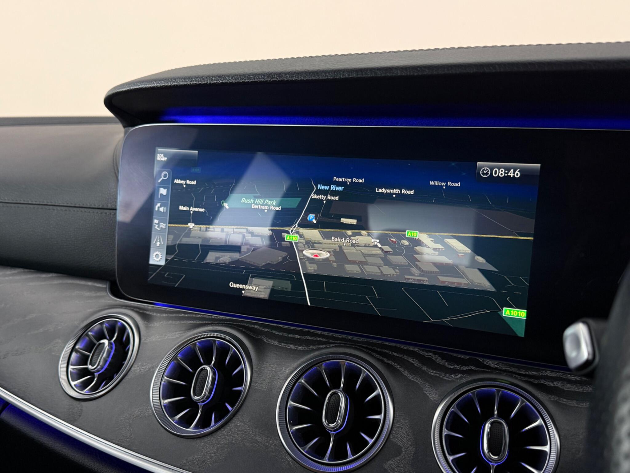 Mercedes-Benz CLS view 27