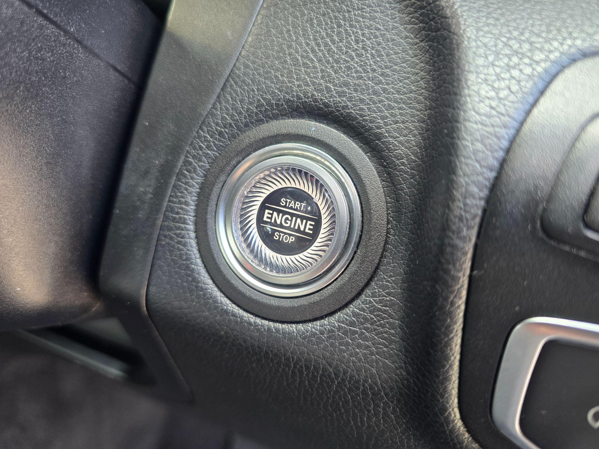 Mercedes-Benz GLC view 22