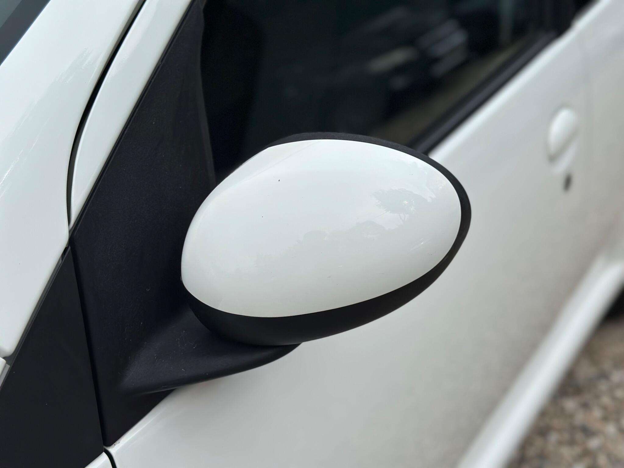 Toyota Aygo view 23