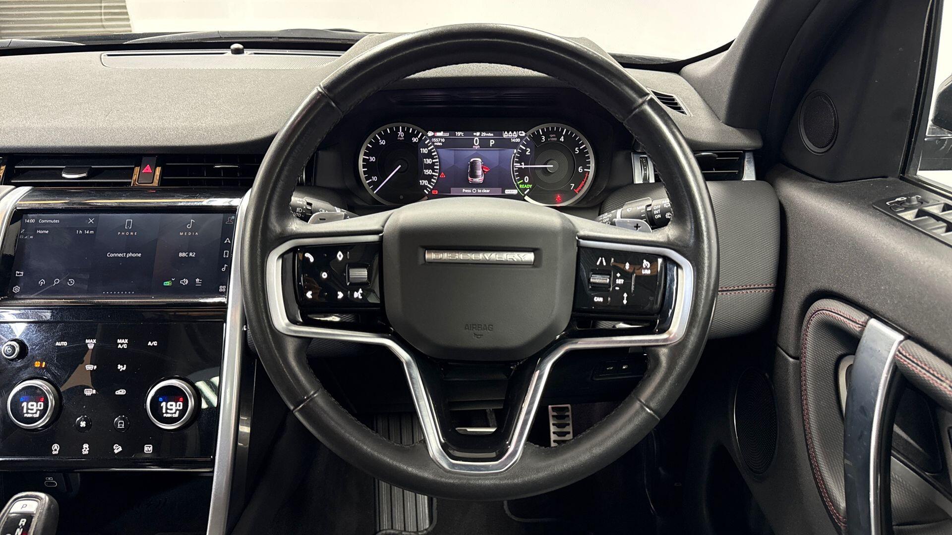 Land Rover Discovery Sport view 15