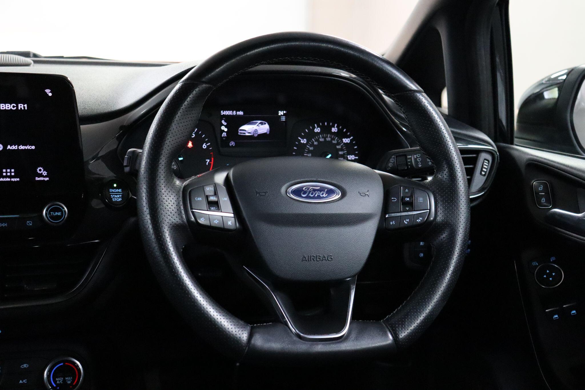 Ford Fiesta view 45