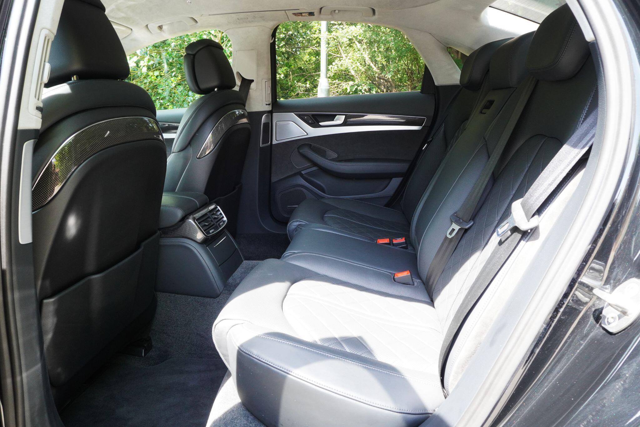 Audi S8 view 66