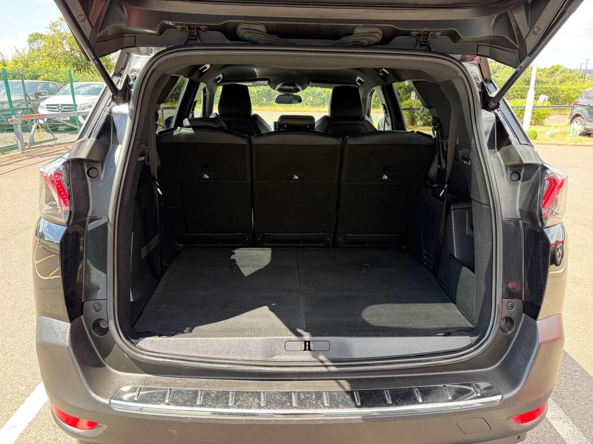 Peugeot 5008 view 27