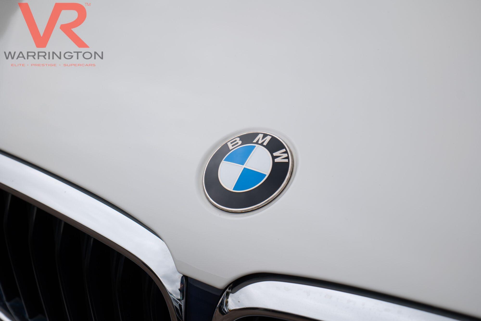 BMW 5 Series view 43