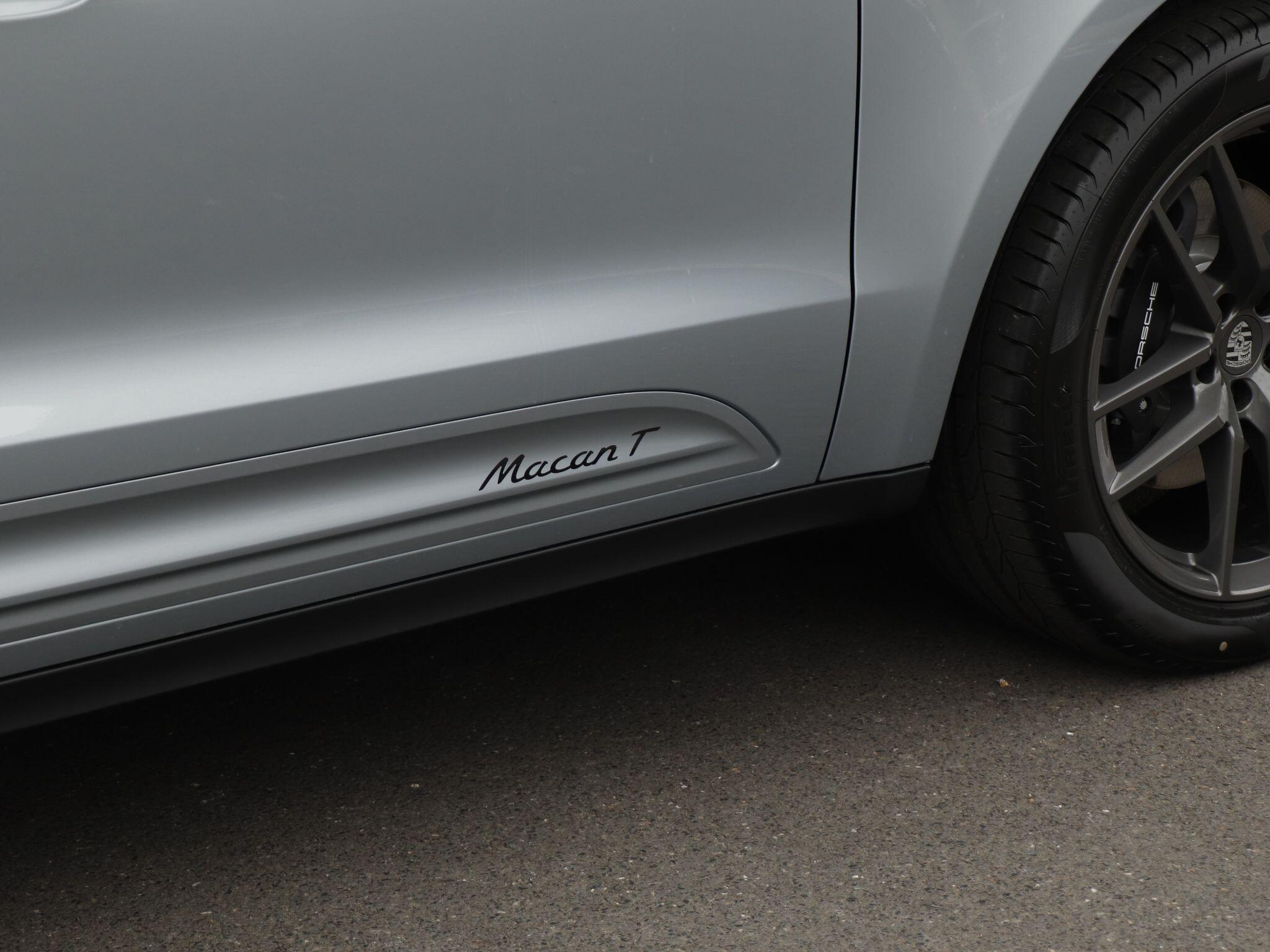 Porsche Macan view 73