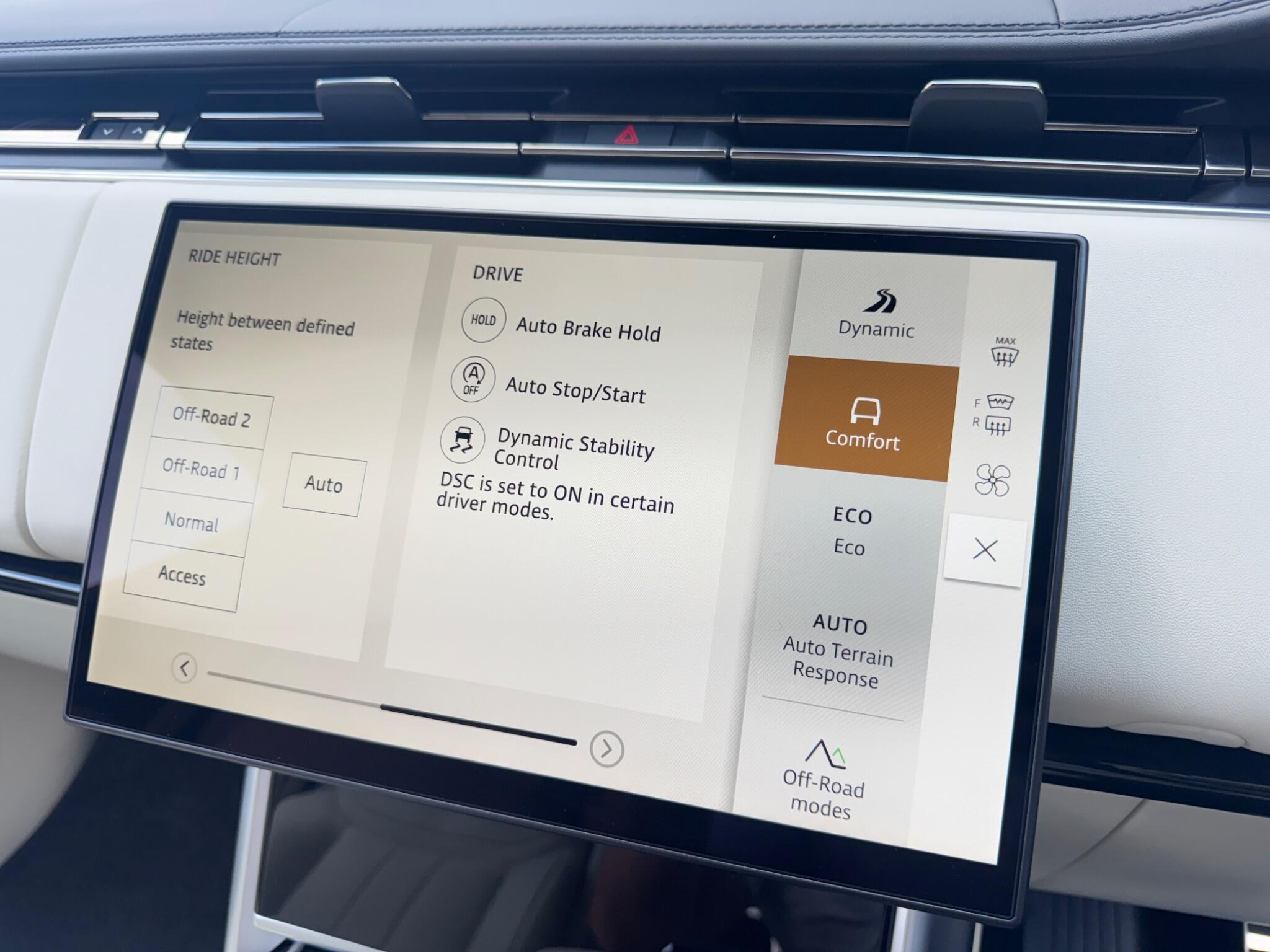 Land Rover Range Rover view 22