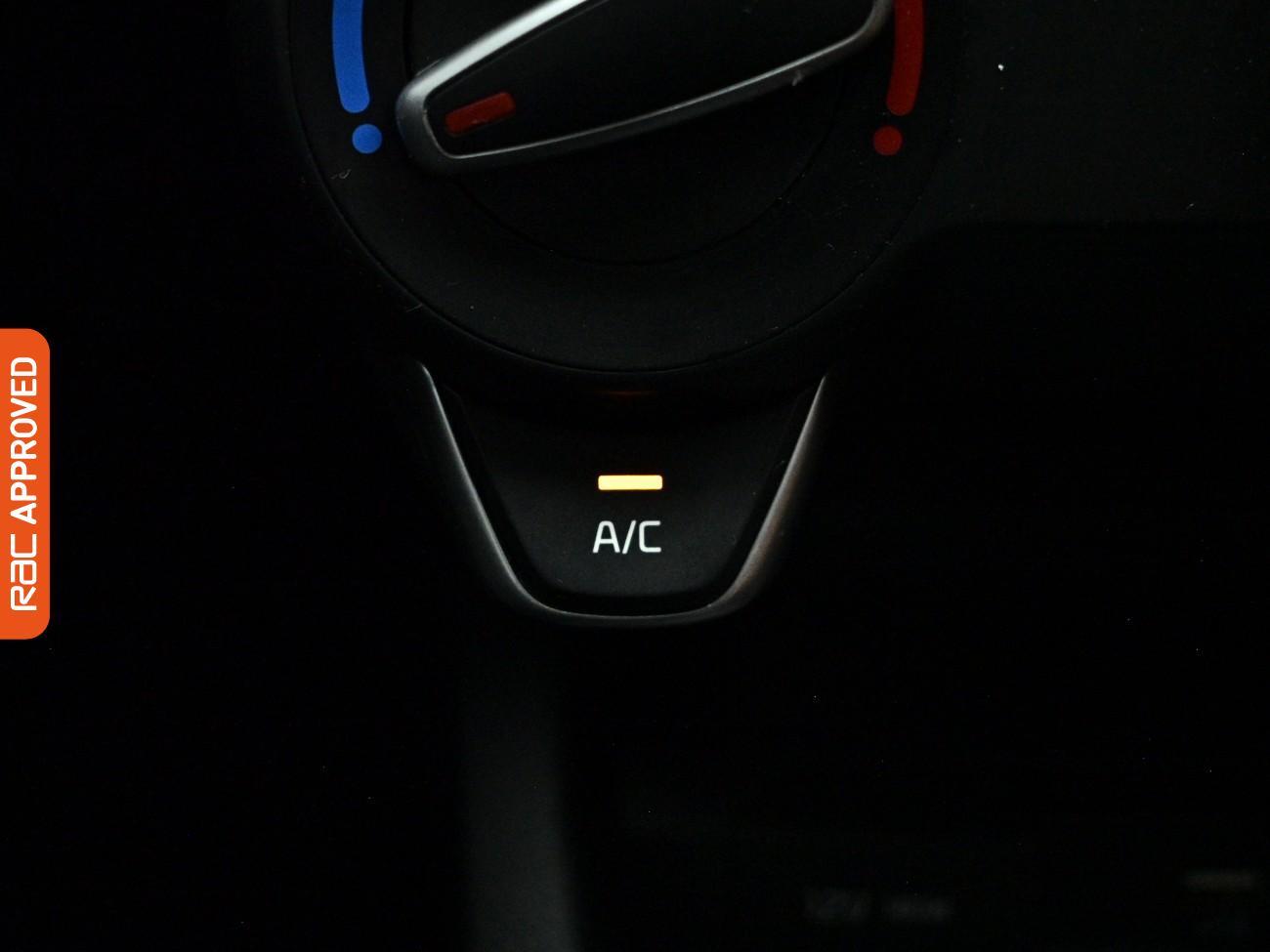 Kia Rio view 18