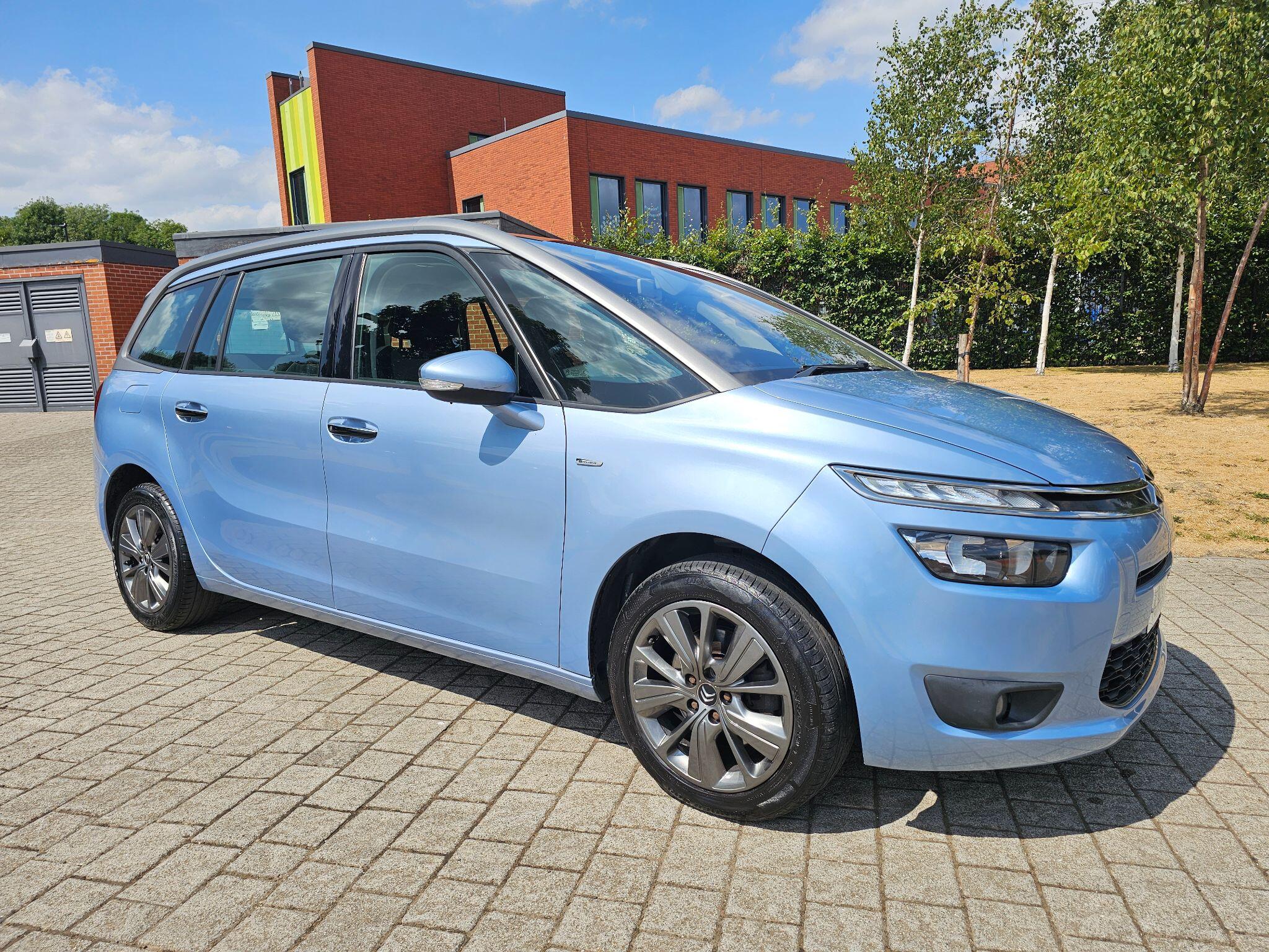 Citroen Grand C4 Picasso view 21