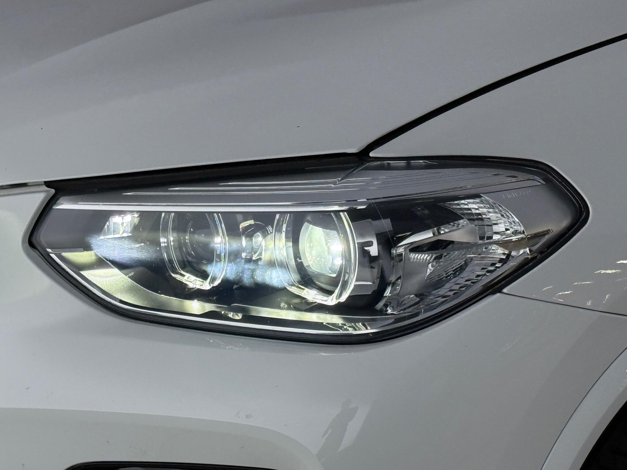 BMW X3 view 13