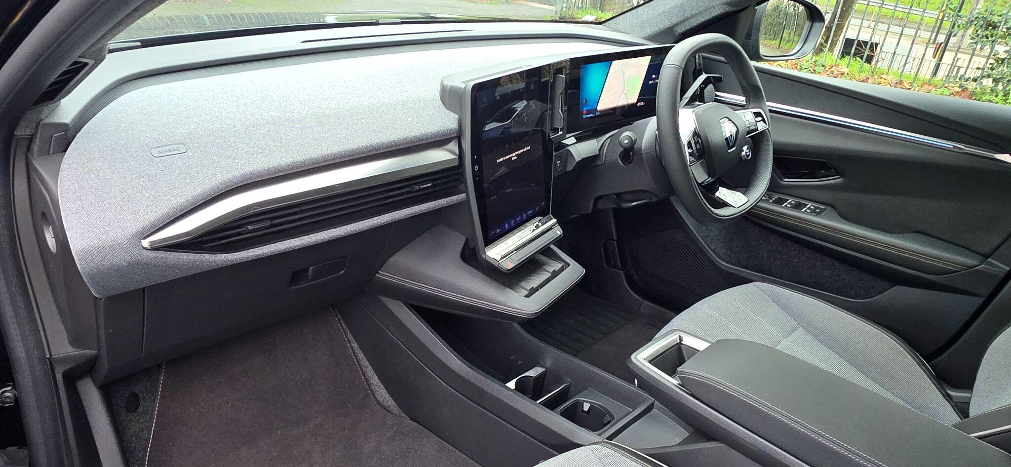 2025 Renault Scenic E-Tech long range 87kWh techno Auto 5dr (22kW Charger) • 186 miles image 19