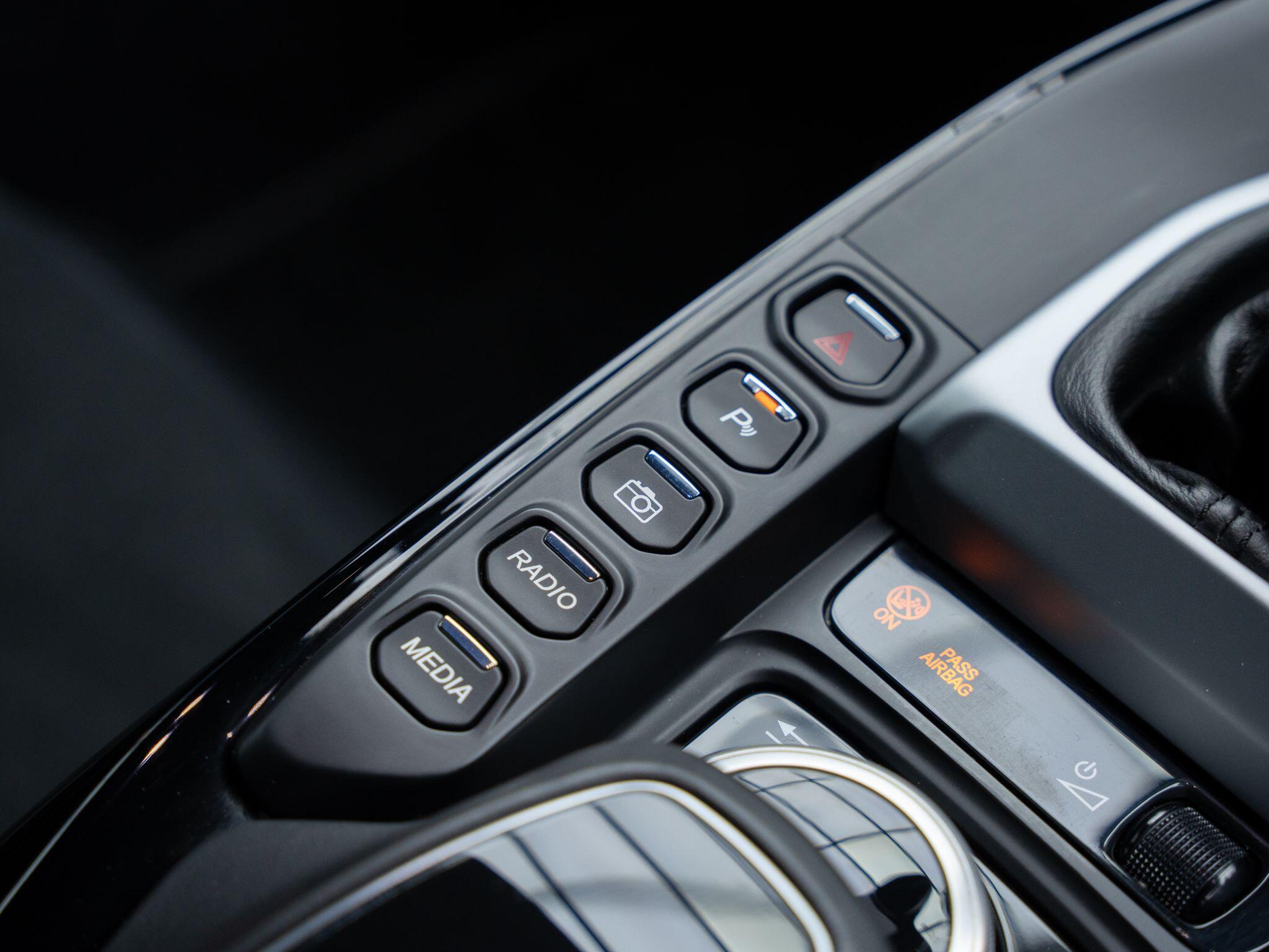 Aston Martin Vantage view 20