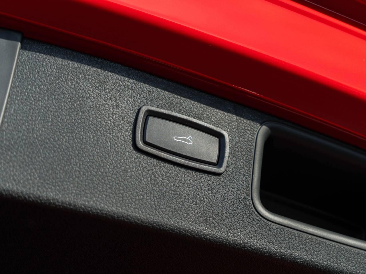 Porsche Macan view 53