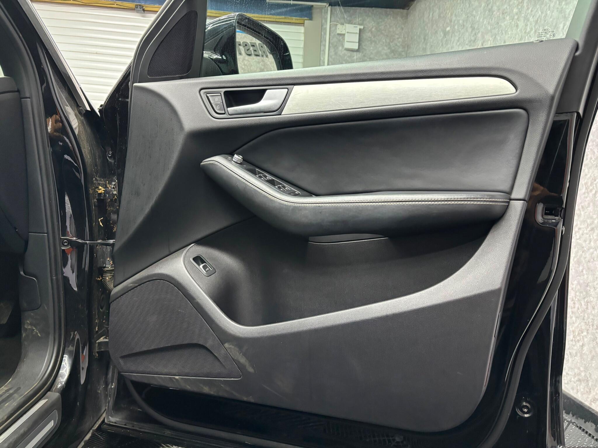 Audi Q5 view 22