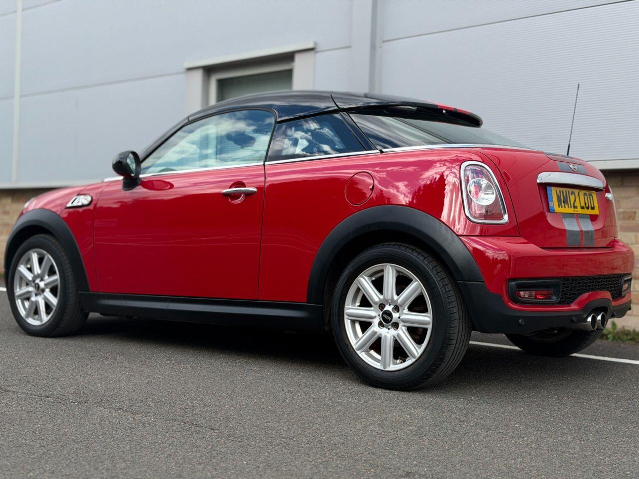 Mini Cooper view 23