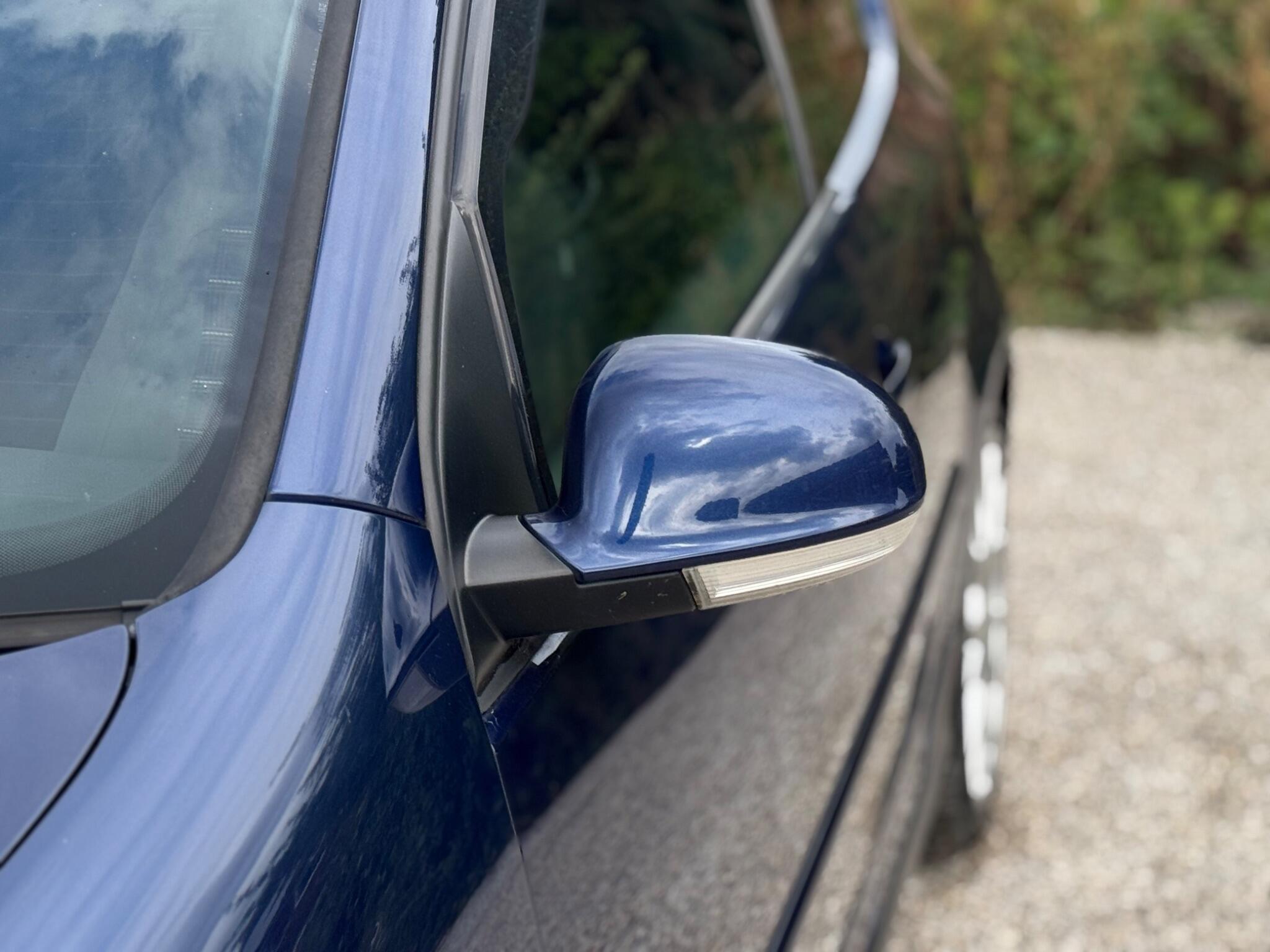 Volkswagen Golf view 51