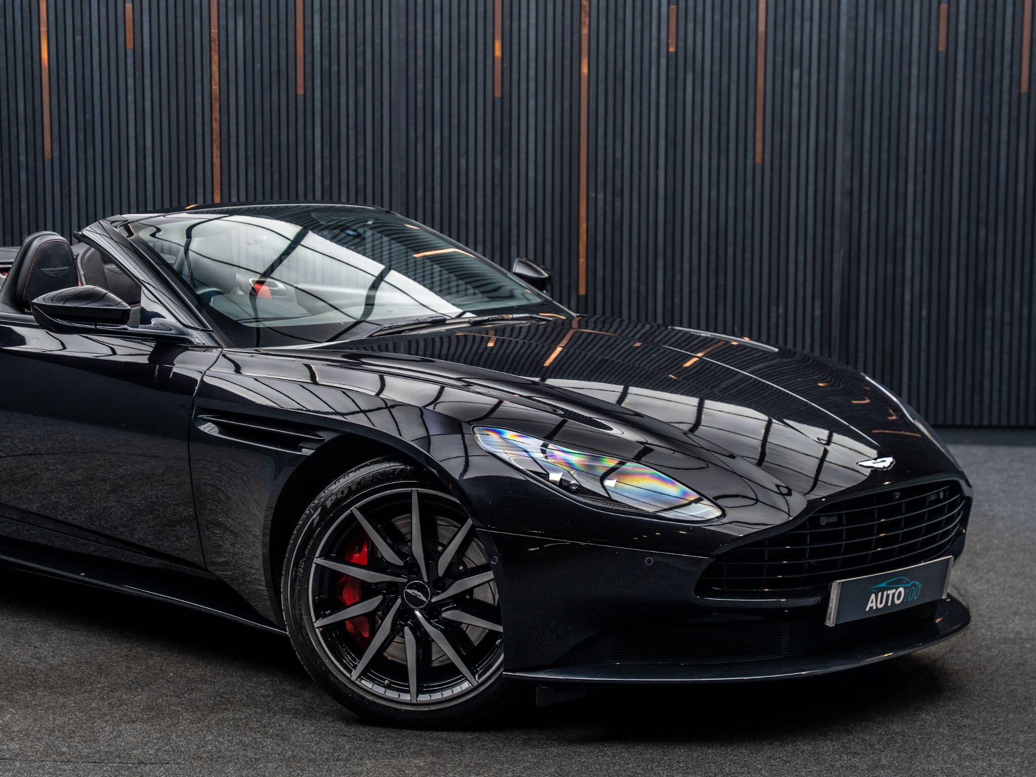 Aston Martin DB11 view 11