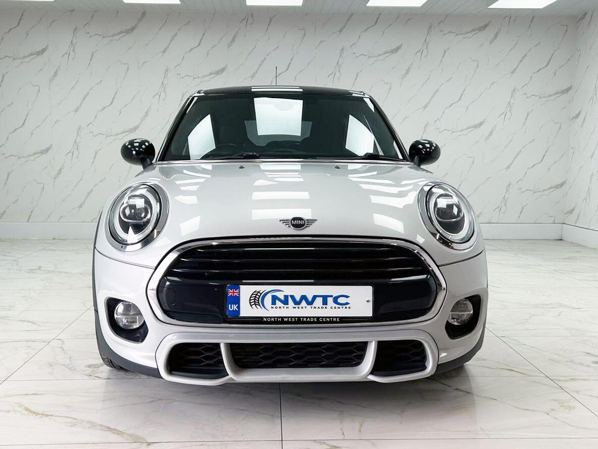 Mini Hatch view 5