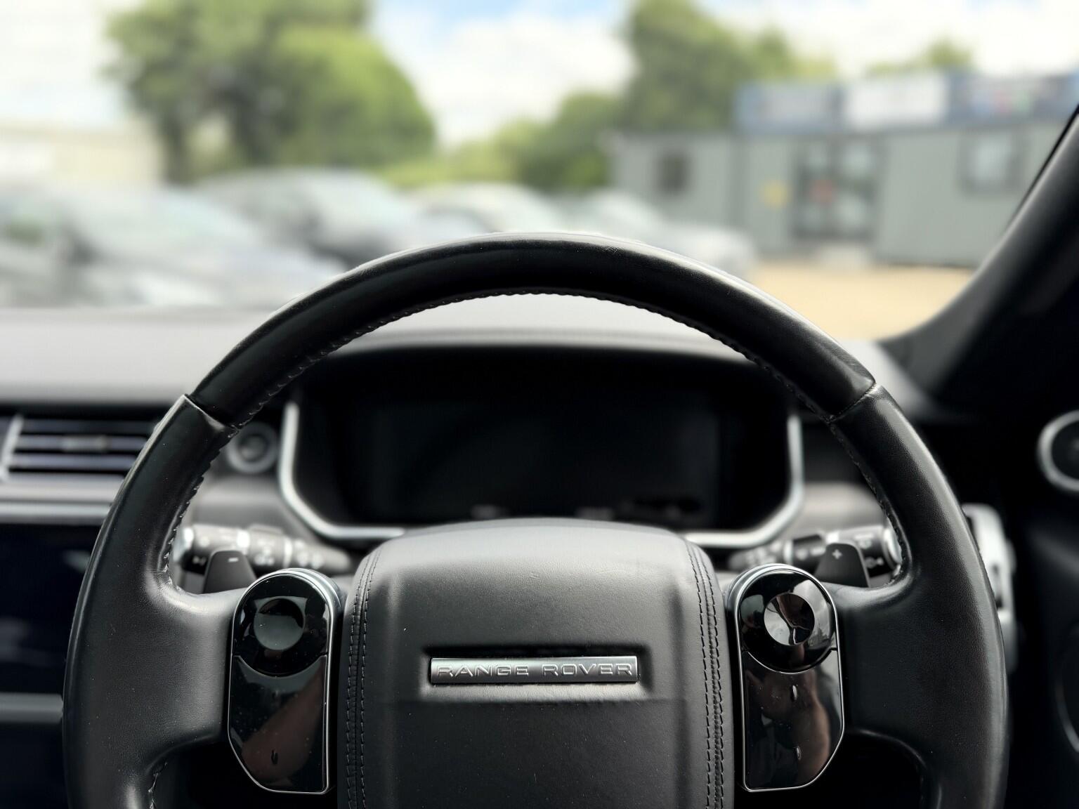 Land Rover Range Rover view 19