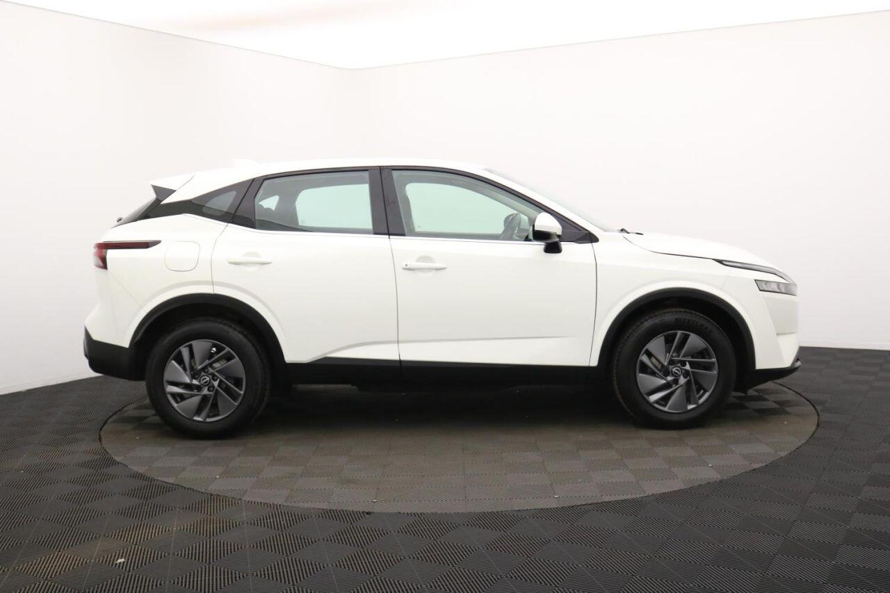 Nissan Qashqai view 2