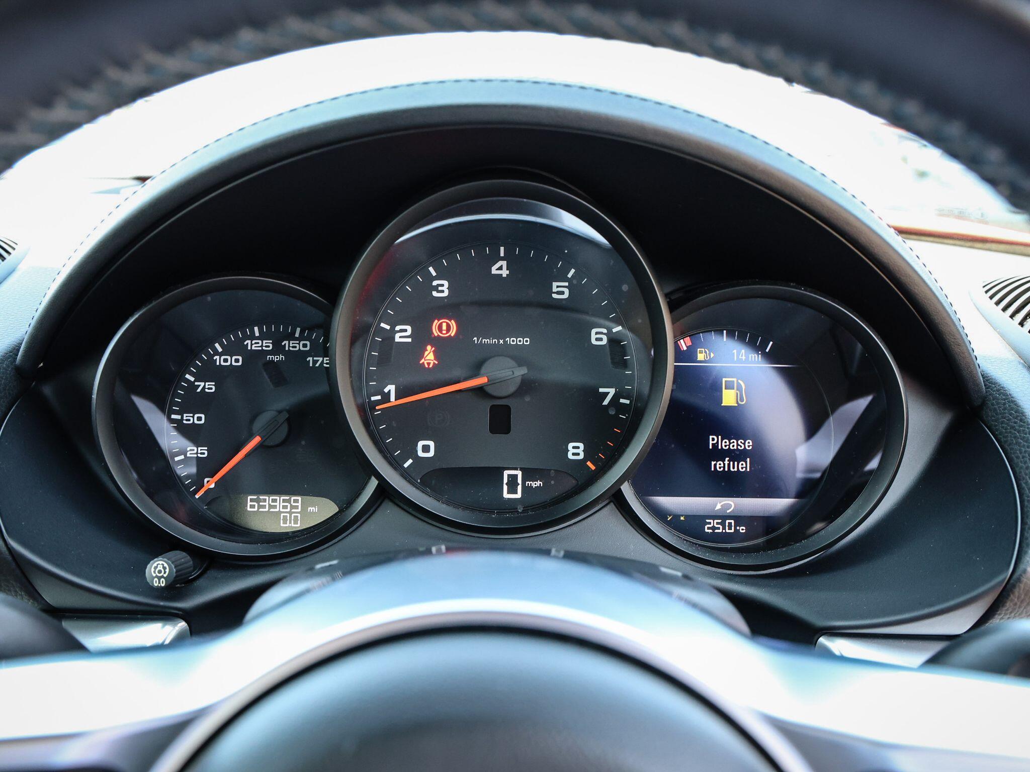 Porsche Cayman view 55