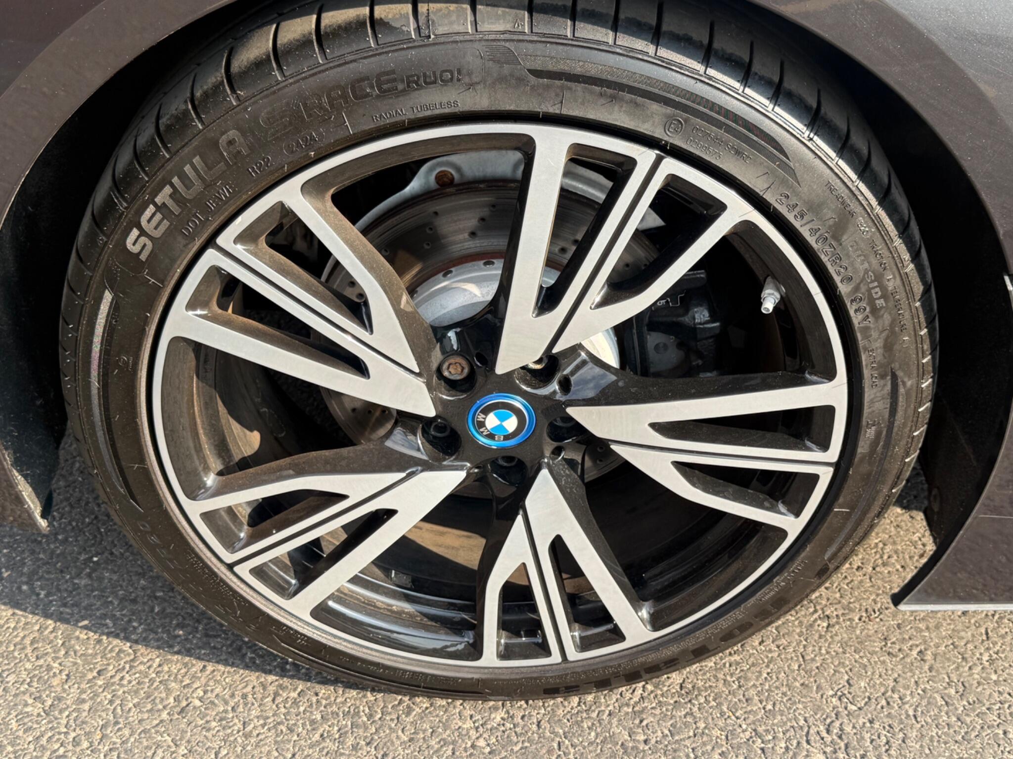 BMW I8 view 33