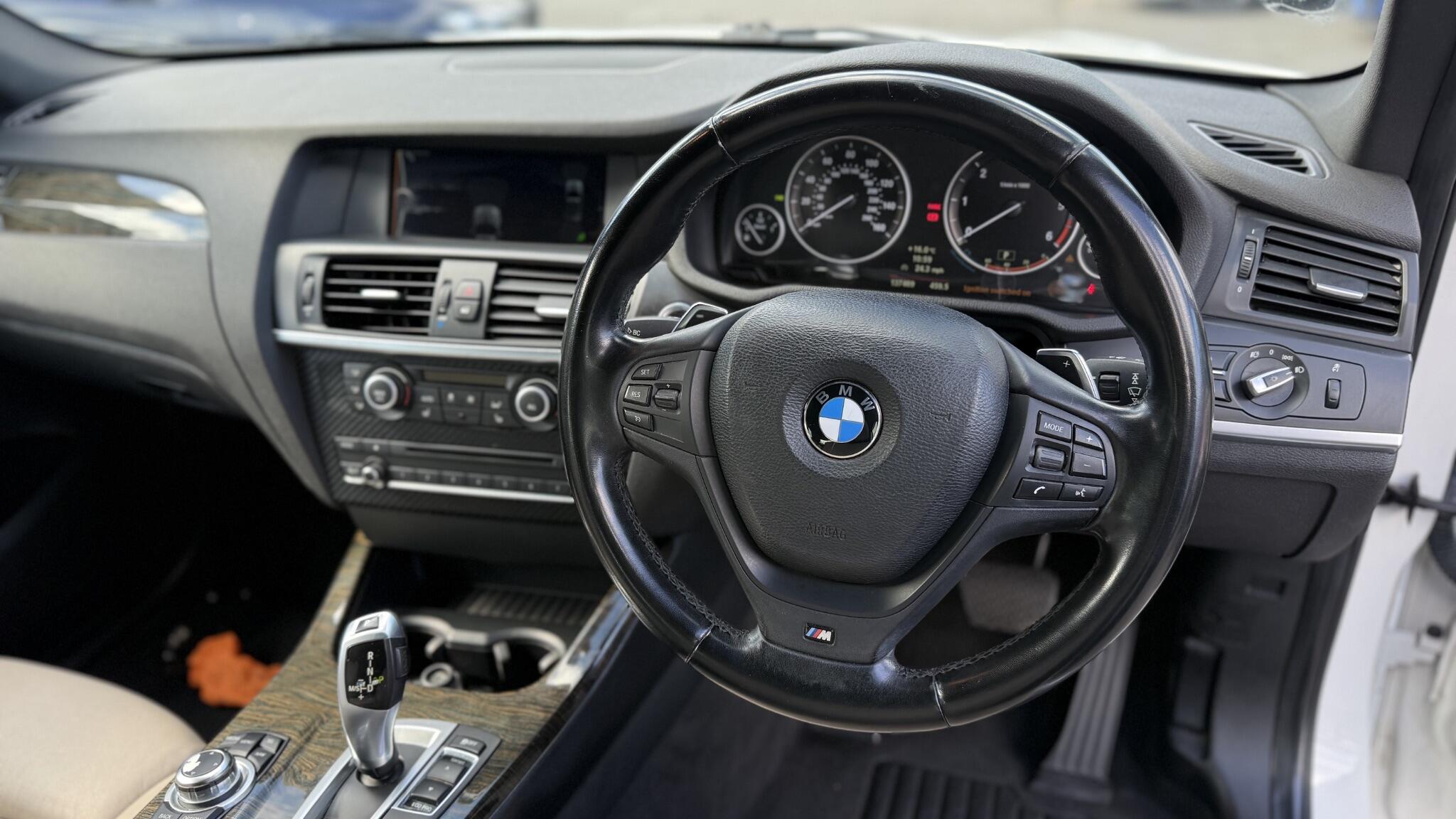 BMW X3 view 23