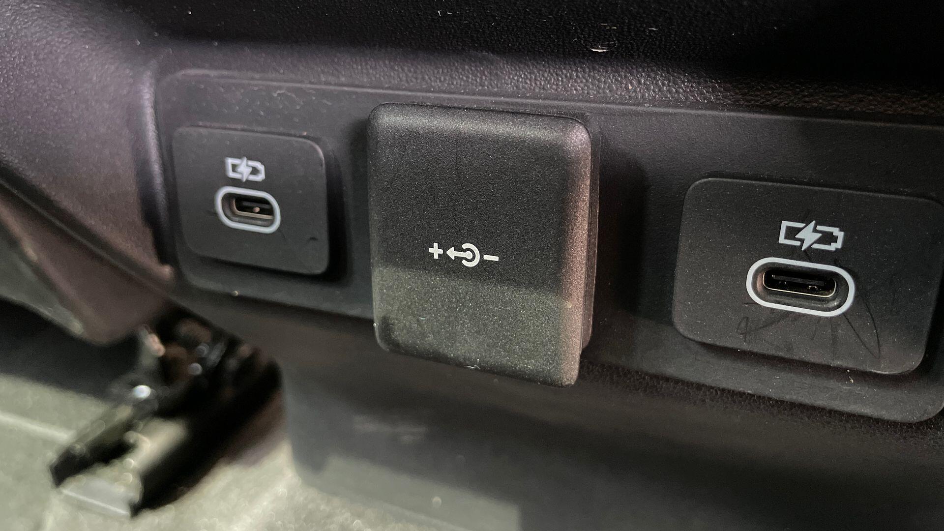 Land Rover Range Rover Evoque view 48