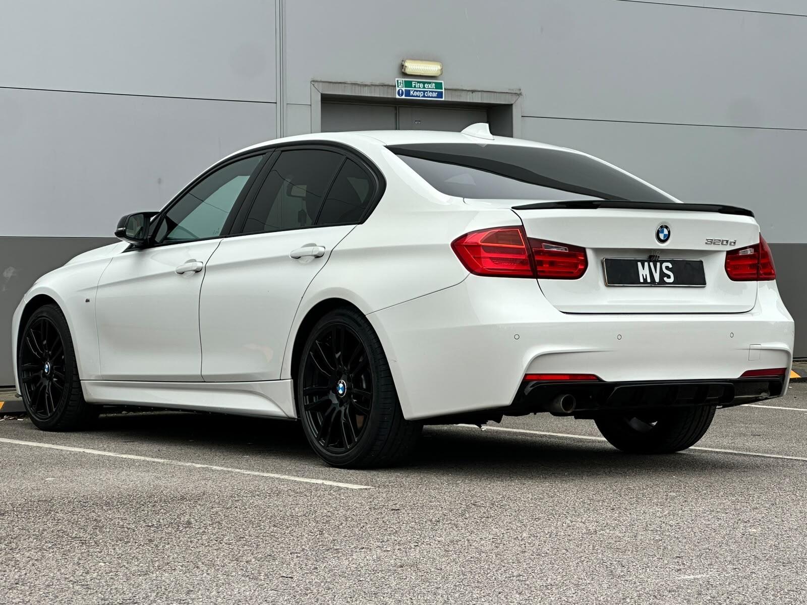 BMW 3 Series view 6