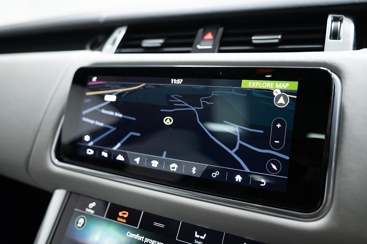 Land Rover Range Rover Sport view 19