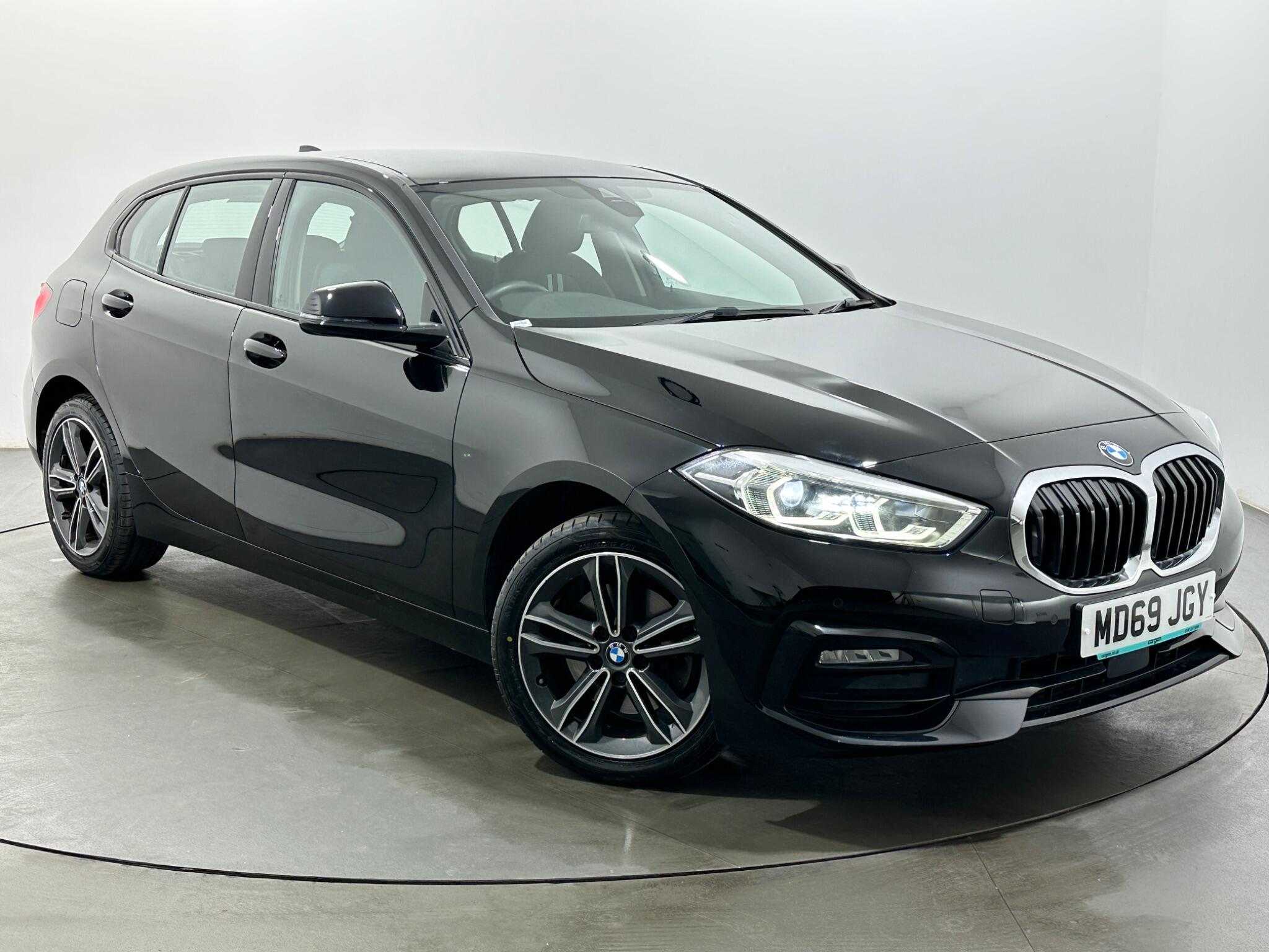 BMW 1 Series view 55