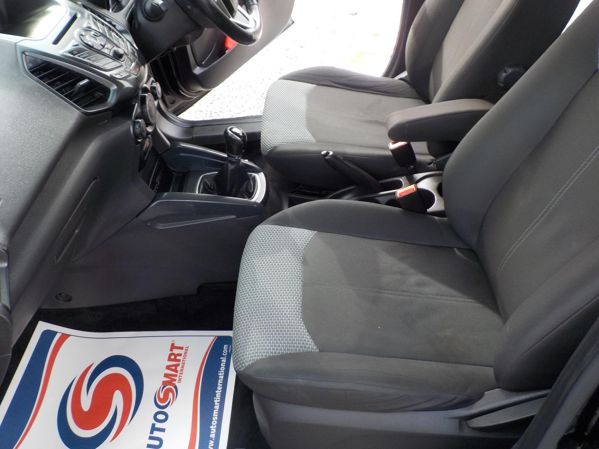 Ford EcoSport 1.5 TDCi Zetec 2WD Euro 6 5dr