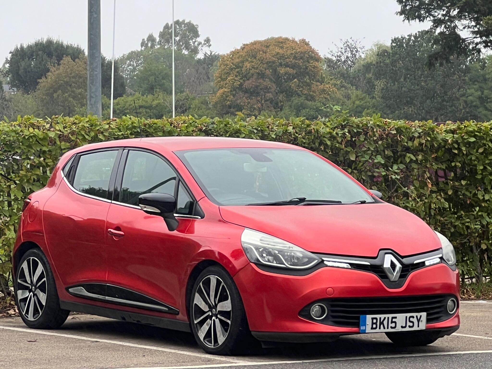 Renault Clio view 2