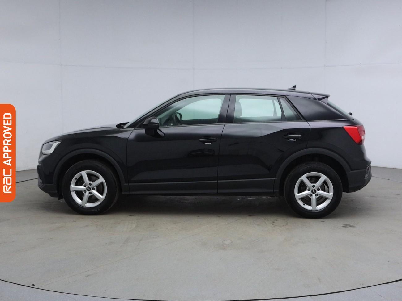 Audi Q2 view 27