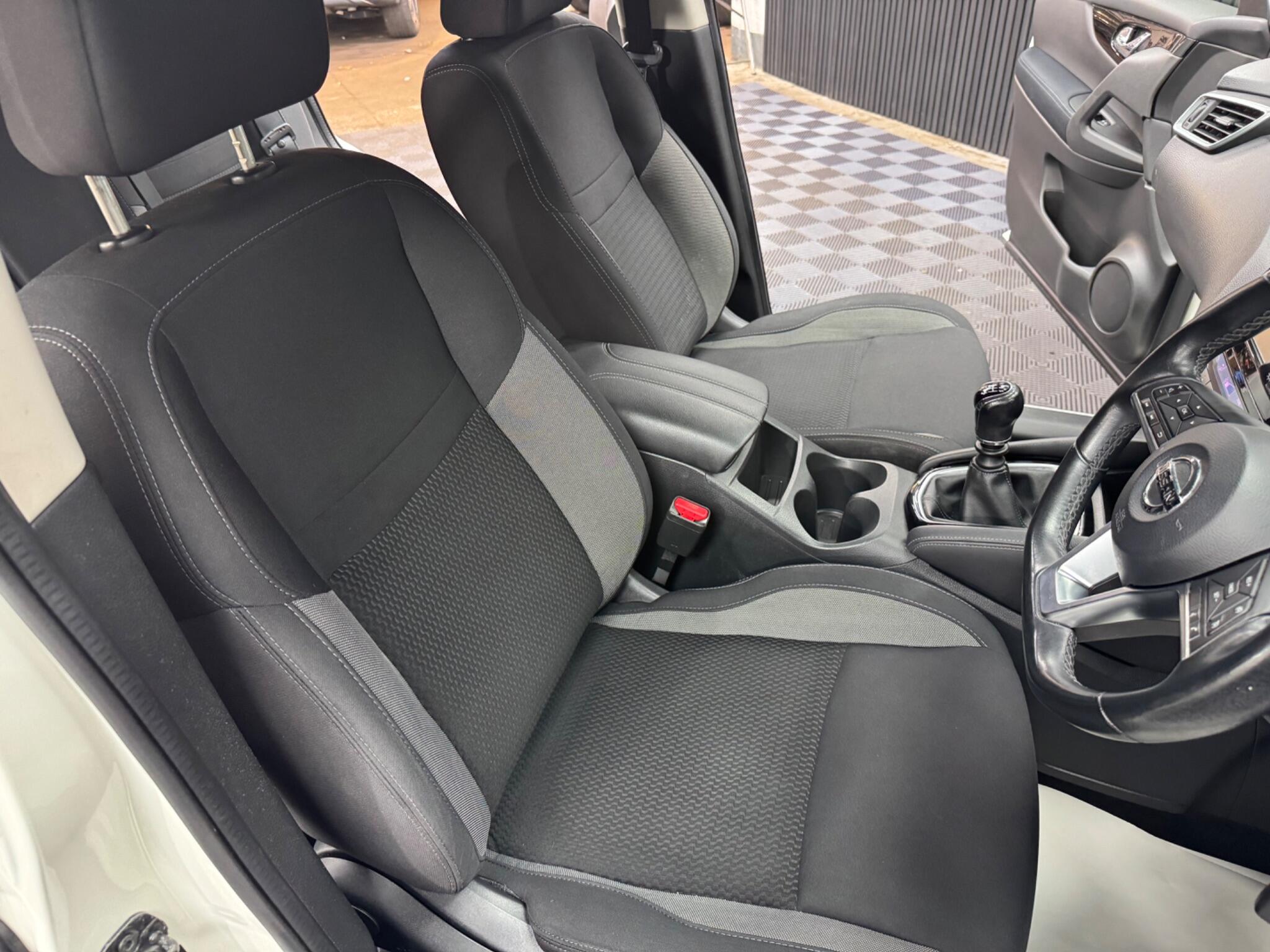 Nissan Qashqai view 8