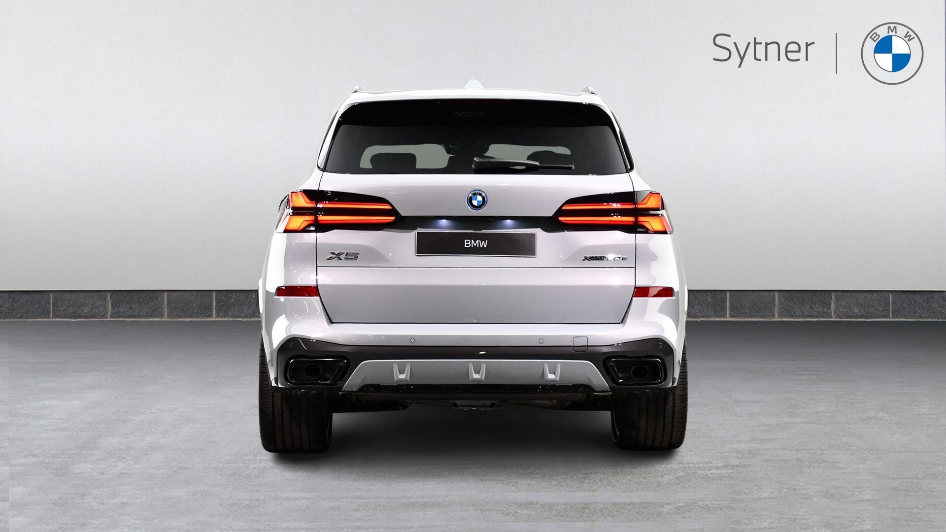 BMW X5 view 15