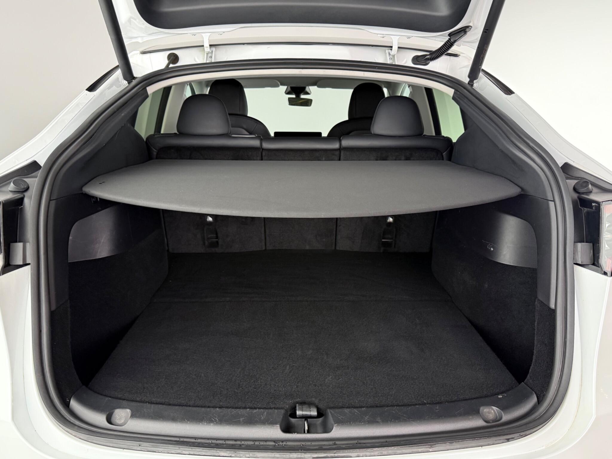 Tesla Model Y view 13